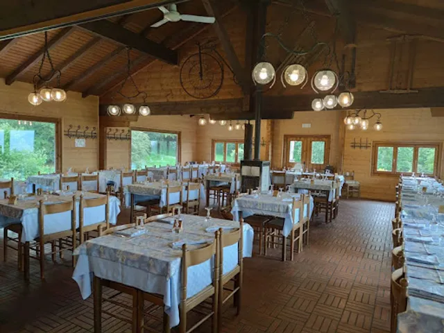 Ristorante "La Bolla" a Castiglione d'Intelvi - RISTORANTE tra i sentieri della VALLE D'INTELVI vicino alla BIG BENCH 166