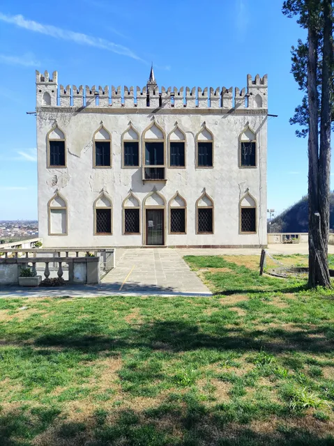 Sentiero n. 18 Villa Draghi