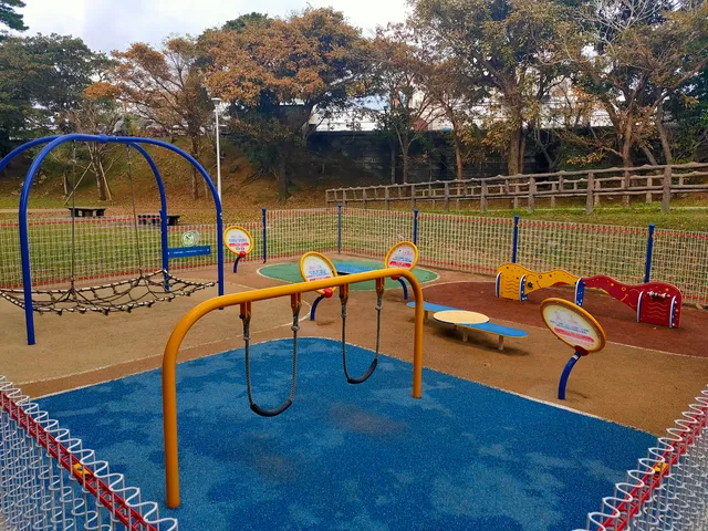 Babatoshi Ryokuchi Park