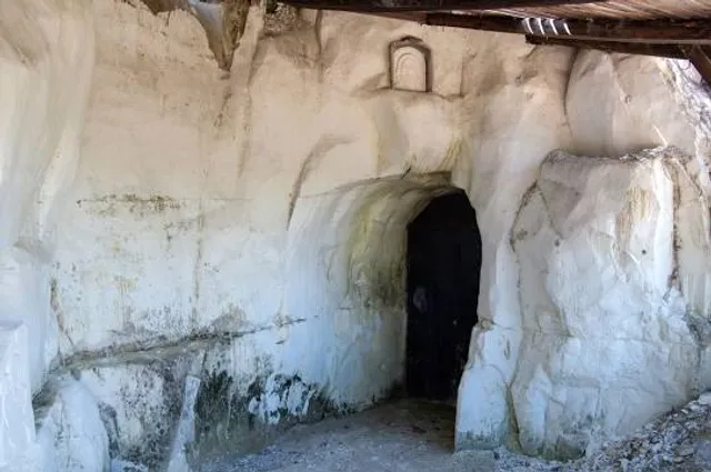 Belogorskiy Voskresenskiy Monastyr'