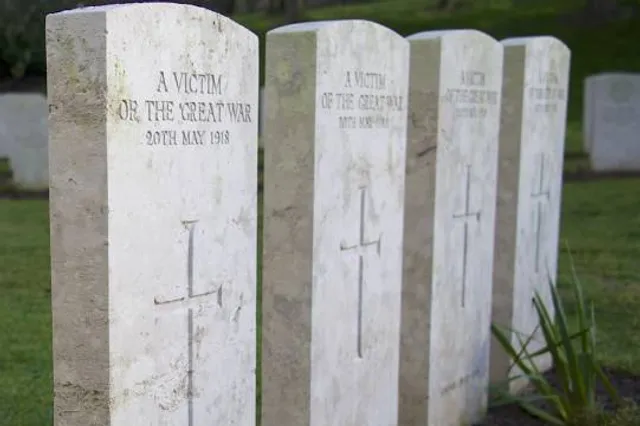 Étaples Military Cemetery
