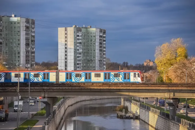 Preobrazhenskiy Metromost