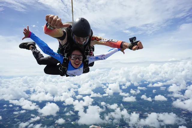 SKYDIVING THAILAND, 芭堤雅跳伞 (Booking Office )