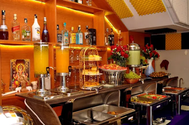 MR. INDIA RESTAURANT & BAR - 인도 음식 맛집