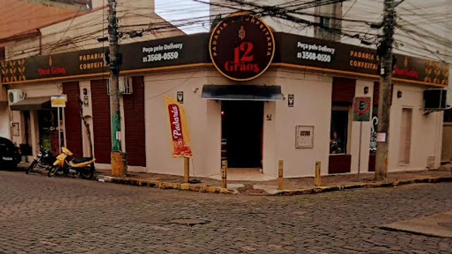 Padaria e Confeitaria Doze Grãos