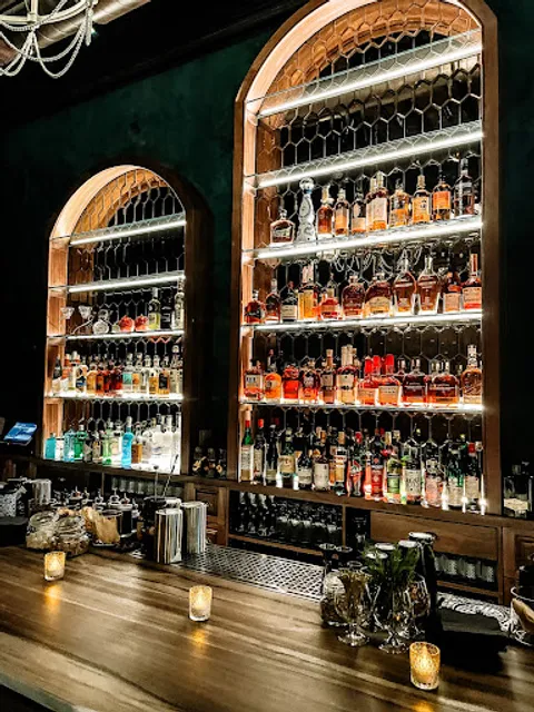 Noel's Coffee & Apothecary