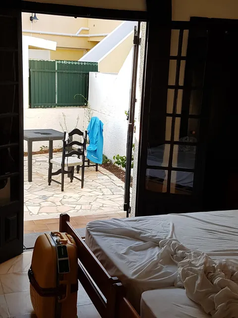 ''Mi casa, su casa'' Guest House & Coffee House