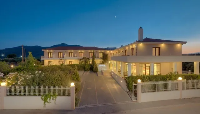 Ξενοδοχείο Κυνίσκα