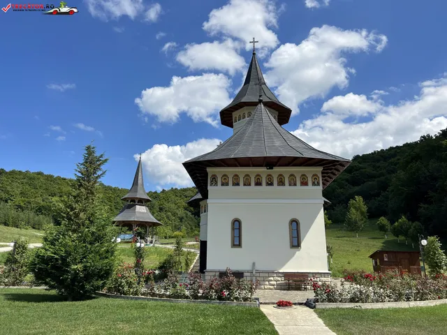 Mănăstirea "Sf. Prooroc Ilie" Nușeni