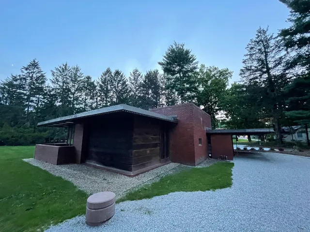 Weltzheimer/Johnson House by Frank Lloyd Wright