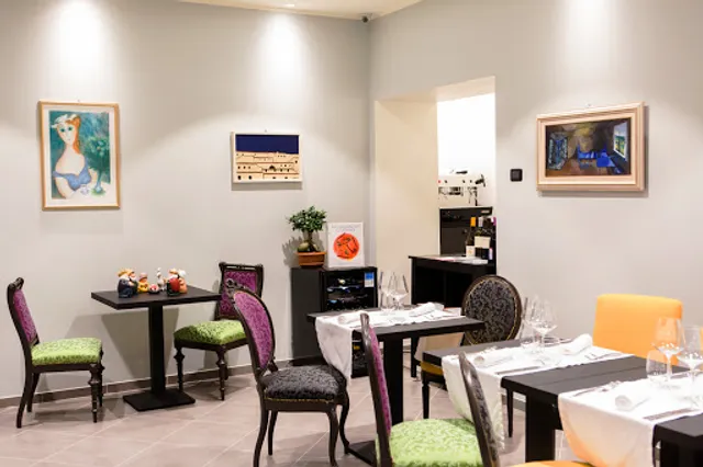 Piazza Italia Restaurant