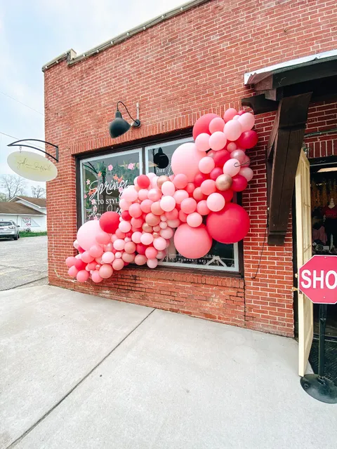 The Yellow Daffodil Boutique