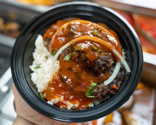 Perla de Oriente Kitchen