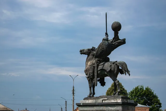 Monument to Prince Igor