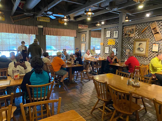 Cracker Barrel Old Country Store