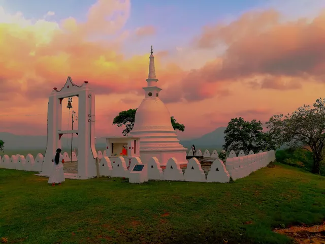 Maraluwawa Rajamaha Viharaya, කුරුනෑගල මරළුවාව රජමහා විහාරය.