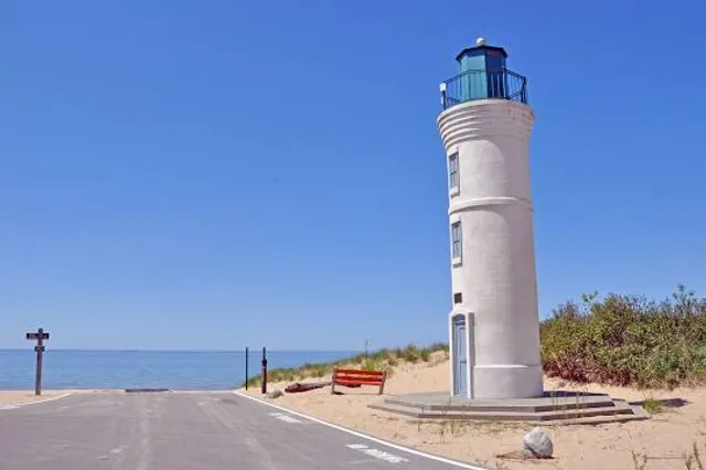 Robert H. Manning Memorial Lighthouse