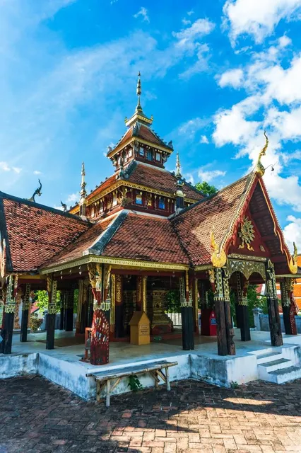 Wat Pong Sanuk Tai