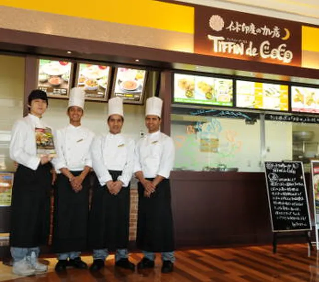 Tifin De Koko Razawokukaifutabaten