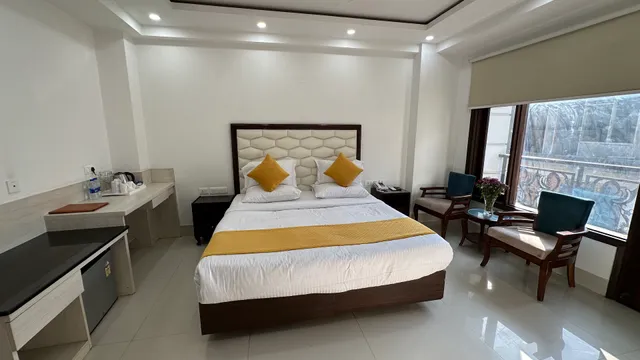 Lemon Green Residency