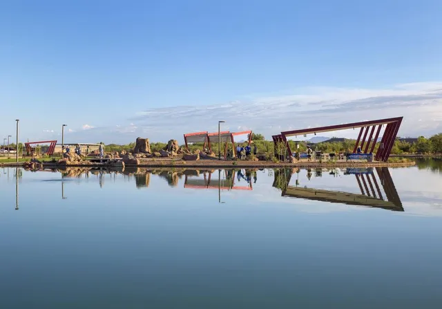 Mansel Carter Oasis Park Lake