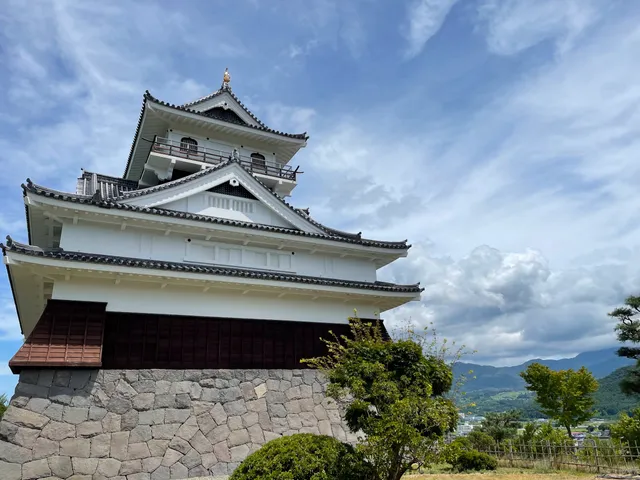 Tsukioka Shrine