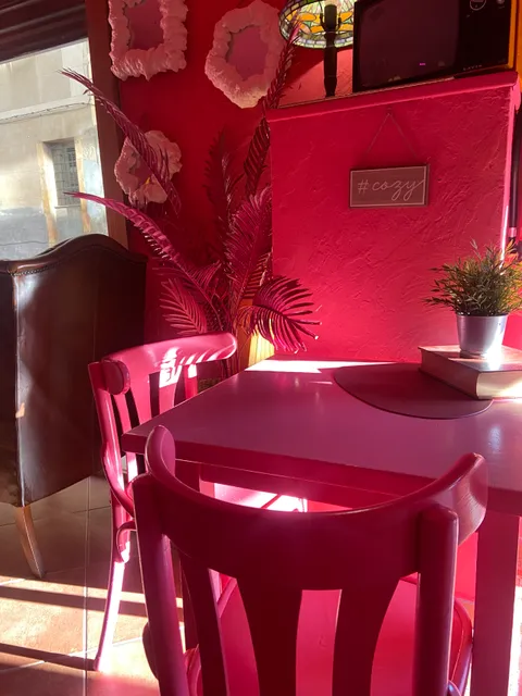 ROSS COM A CASA - Un conyàs de lloc