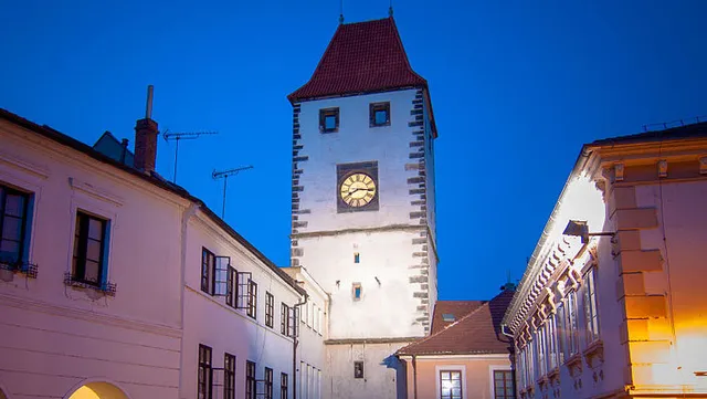 Gallery and café in the tower