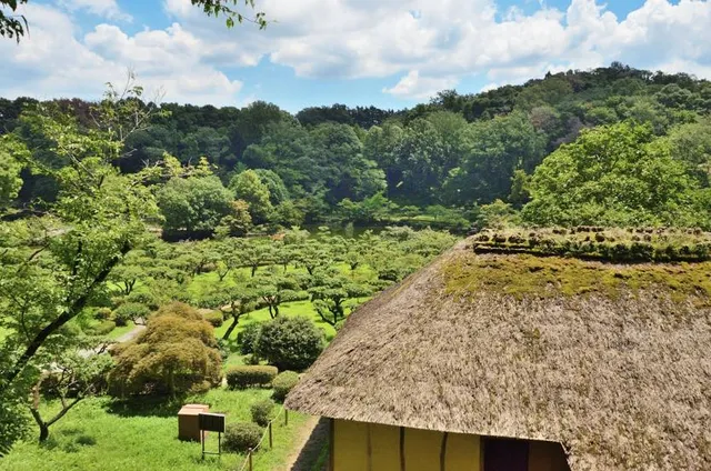 Shikisai no Mori Yakushiike Park