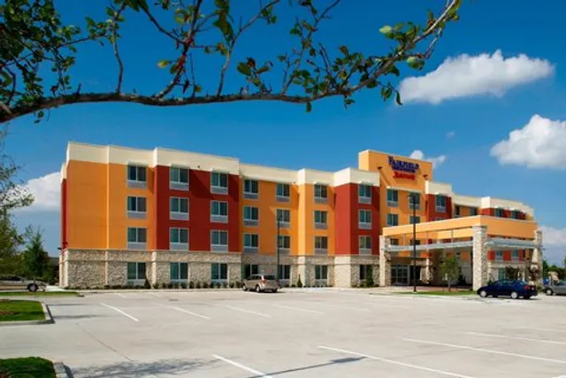 Fairfield by Marriott Inn & Suites Dallas Plano/The Colony