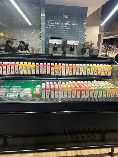 Green Lips At Rosemary Supermarket