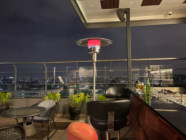 Volcano Bar @ Golden Tulip