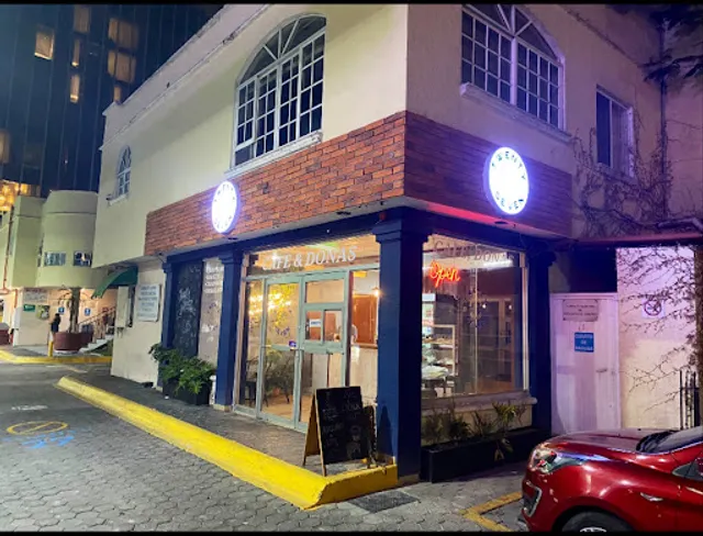 Twenty Seven Donuts | Donas | Café | Desayunos