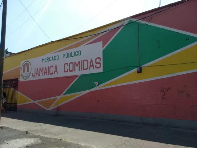 El HUARACHE DE VICKY (locales 44 y 45)