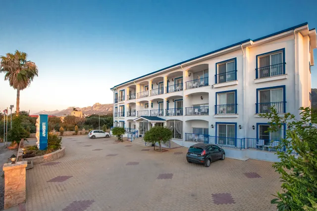 Queen Aphrodite Hotel