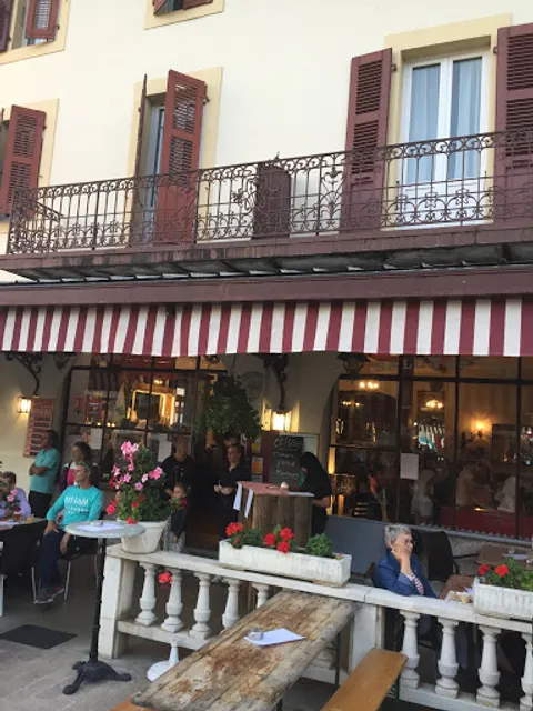 Bar Brasserie BELLEVUE