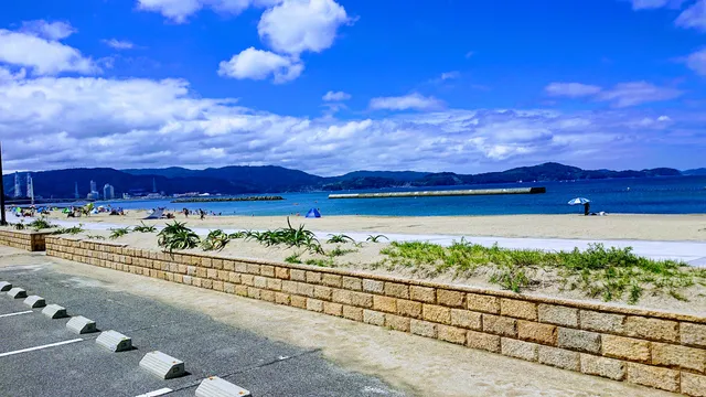 Kataonami Beach