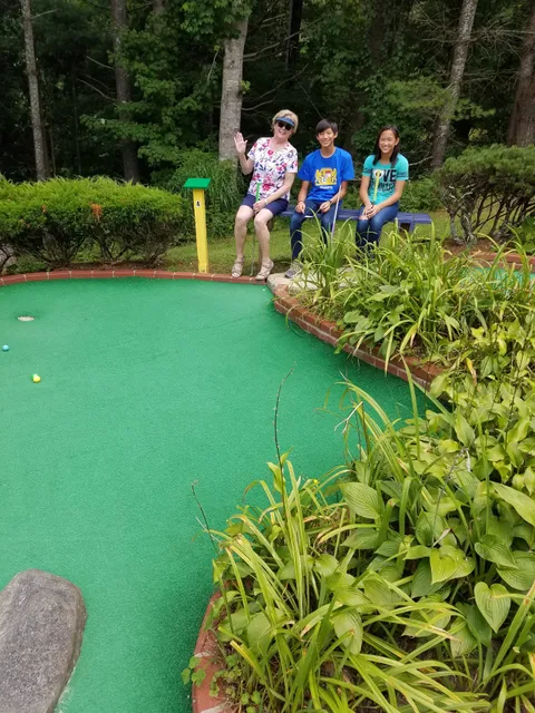 Sunrise Mountain Mini Golf