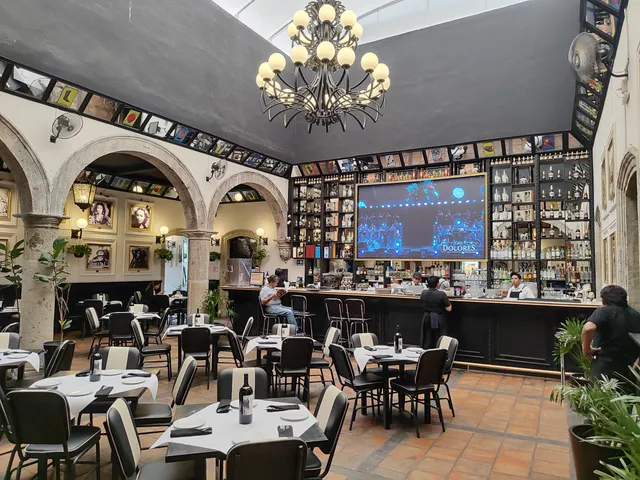 Casa Dolores - Paseo Alcalde