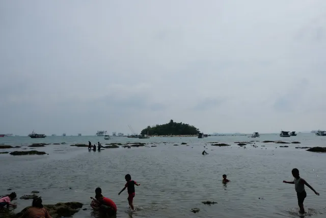 Merak Mabak Beach