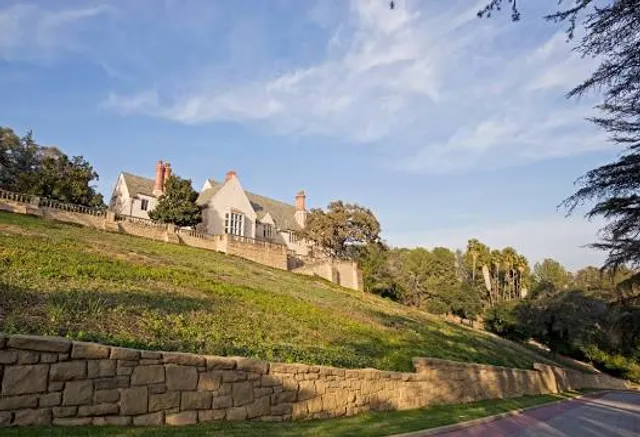 Greystone Mansion & Gardens: The Doheny Estate