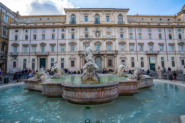 Fountain of the Moro