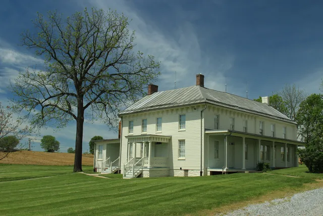 Mumma Farm and Cemetery
