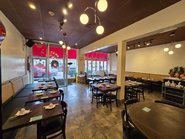 Clay Pot Cafe 旺角 - Allston