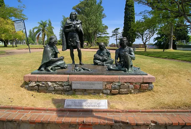Monumento a los últimos charruas