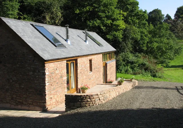 Wonham Oak Tree-Houses & Holiday Cottages: Bampton, Devon