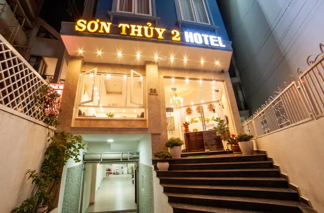 Khách sạn Sơn Thủy 2