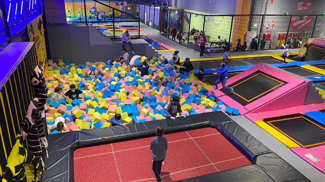 Kangoo Jump parqueAstur - Camas elásticas Asturias