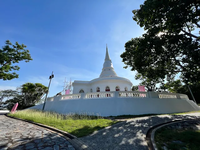 วัดอัษฎางคนิมิตร : Asdang Temple