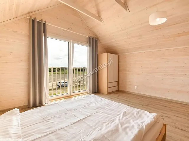 Domki nad morzem kawka.